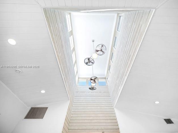 Building Photo - 17433 SE Indian Hills Dr