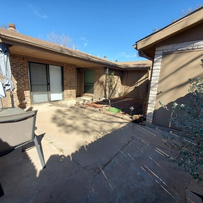 Building Photo - 6321 Alta Vista Rd