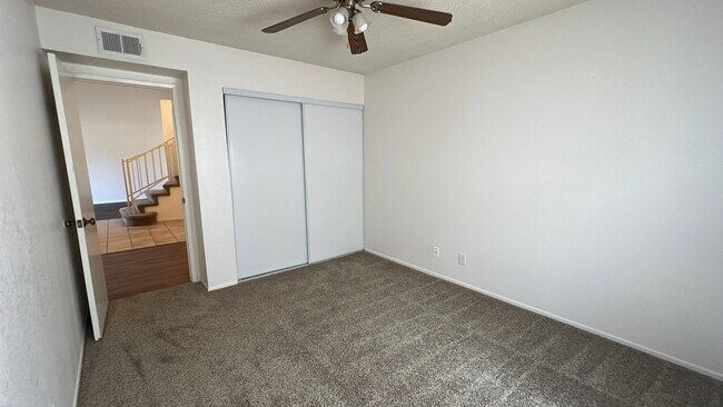 Building Photo - (APPLICATION PENDING) West Palmdale Home