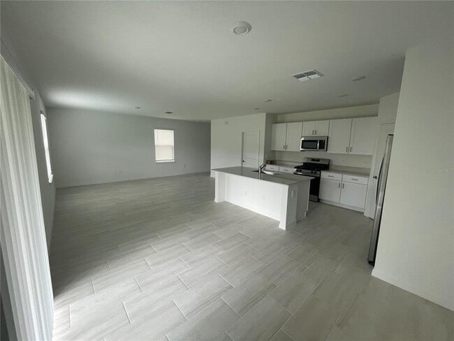 Building Photo - 9645 Carabiner Wy