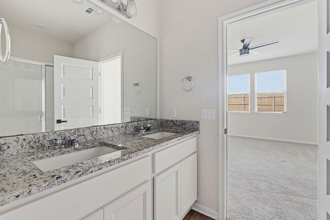 Building Photo - 323 Tolo Dr