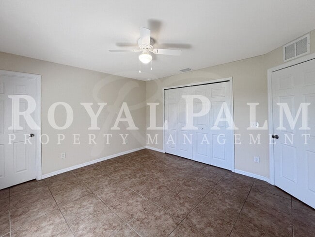 Building Photo - 3 Bed 2 Bath in Cape Coral — Curb Appeal. Fresh Style. Zero Hassle.