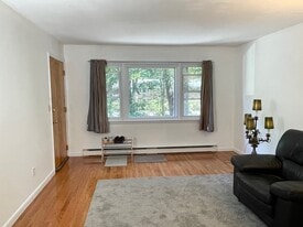 Building Photo - 56 Wakelee Ave
