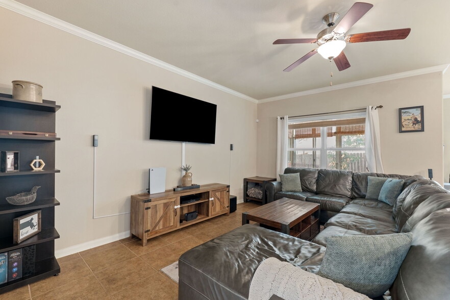 Building Photo - 9002 Summit Lk