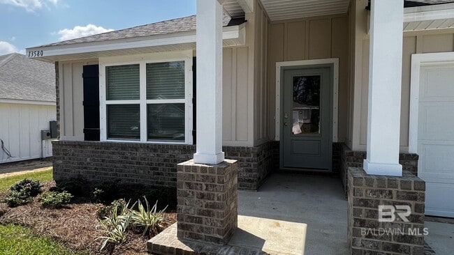 Building Photo - 13580 Cannes Ct