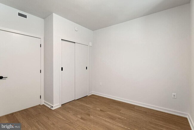 Building Photo - 1625 Eckington Pl NE