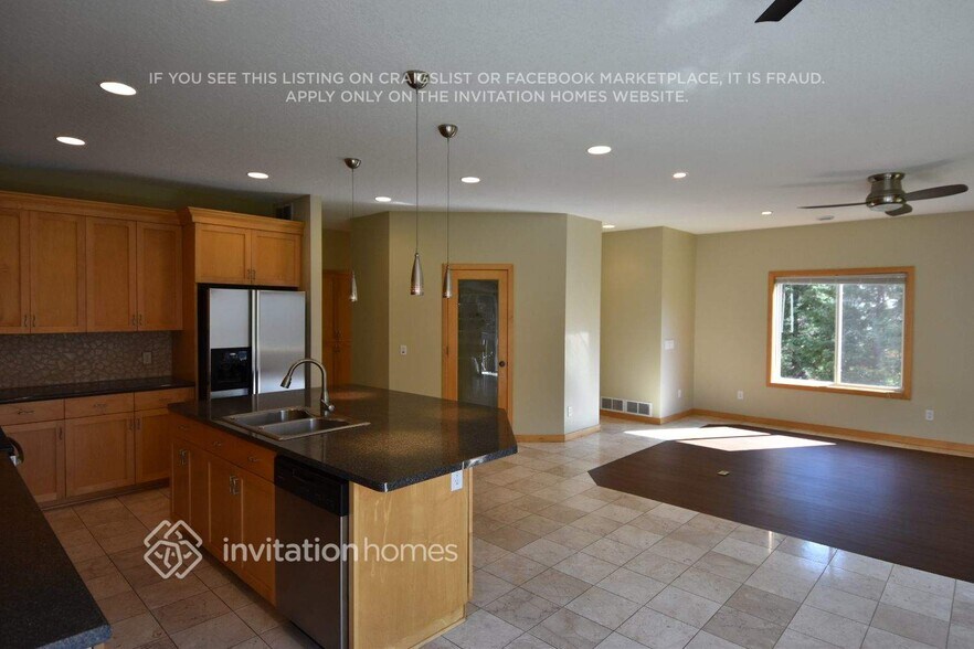 Building Photo - 12620 Avocet St NW