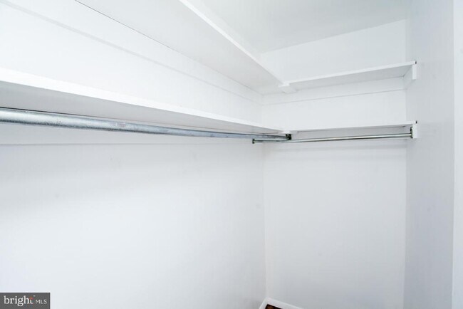 Building Photo - 413 Brandywine Ct