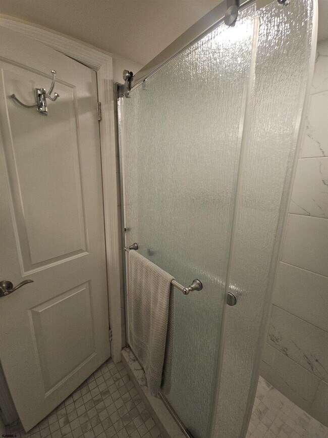 Building Photo - 9401 Pacific Ave