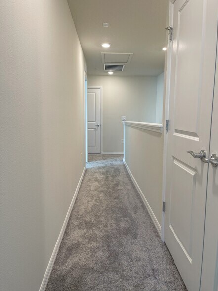 Building Photo - 3156 Emerald Acres Ln