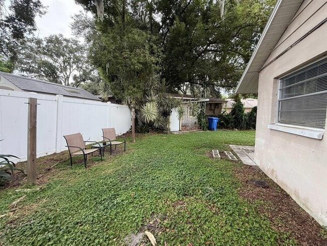 Building Photo - 10812 Hannaway Dr