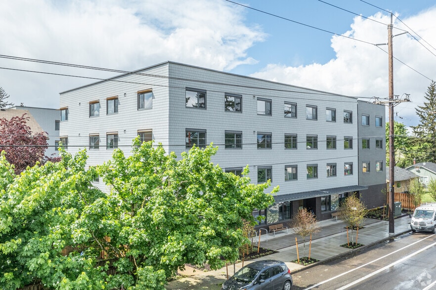 Building Photo - Powellhurst Place