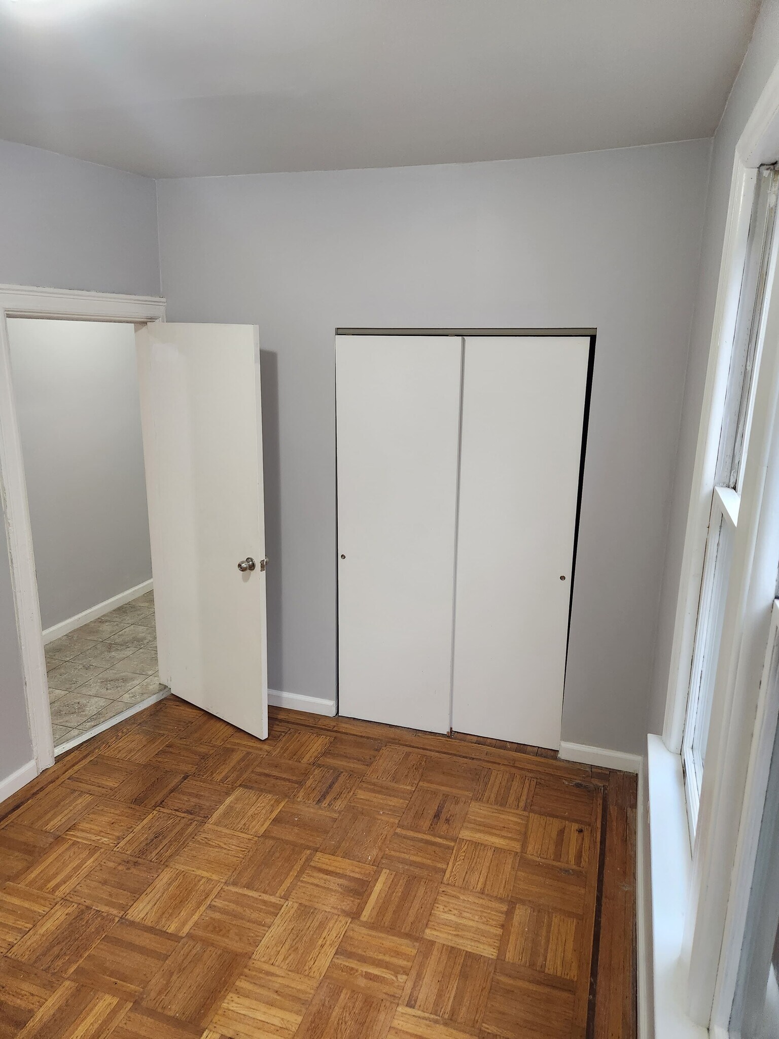 Building Photo - 57 Condict St