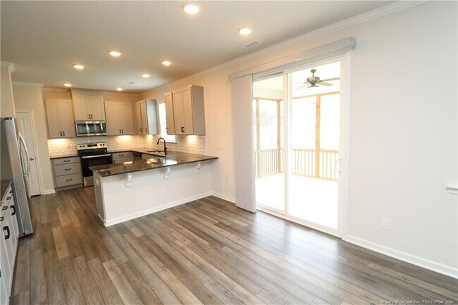 Building Photo - 114 Scoville Rd