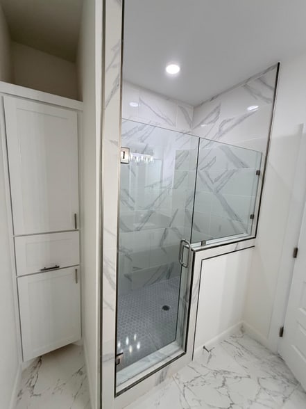 Building Photo - 2300 E San Andrea St