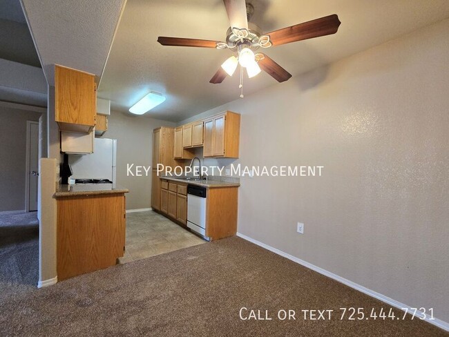 Building Photo - 2 BED, 2 BATH CONDO WITH OPEN FLOOR PLAN*