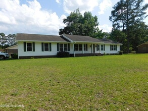 Building Photo - 3701 Lavenham Rd