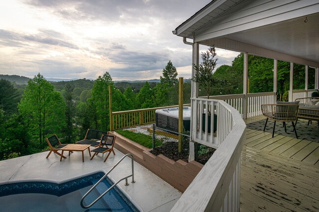 Building Photo - 54 Hyder Ln