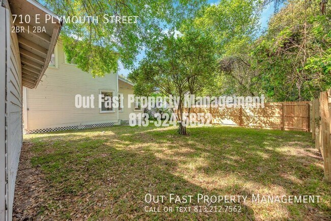 Building Photo - 710 E Plymouth St