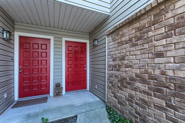 Building Photo - 7450 Holly Hill Dr