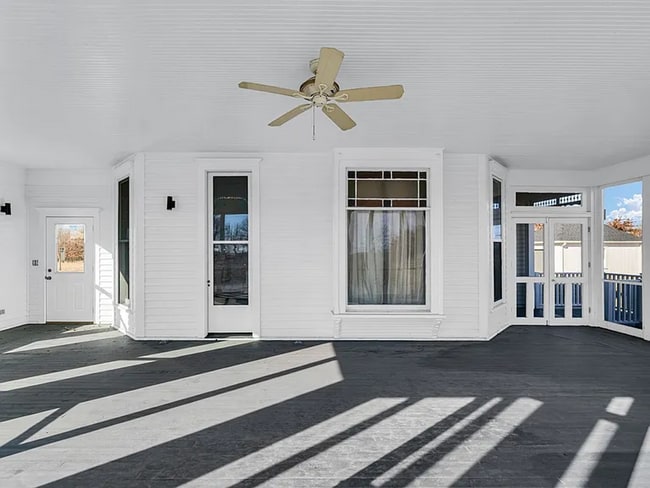 Building Photo - NEW LISTING-5 bedroom, 3 bathroom farmhouse-DeLand, Illinois