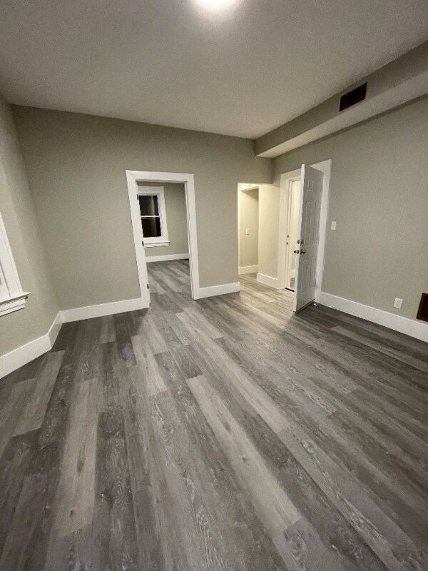 Building Photo - 1715 Kinney Ave