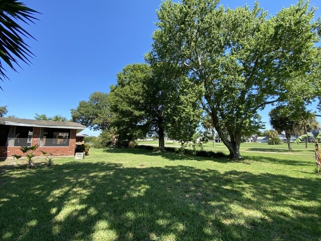 Building Photo - 2668 Bernice Ct