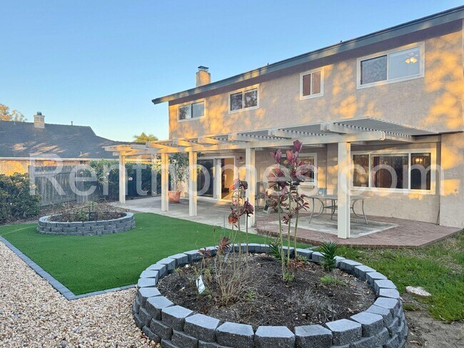 Building Photo - 11895 Handrich Dr