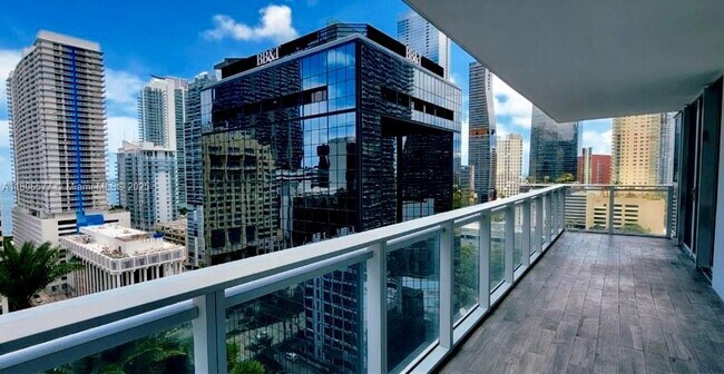 Building Photo - 1080 Brickell Ave