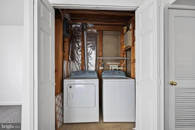 Building Photo - 10104 Sir Reynard Ln