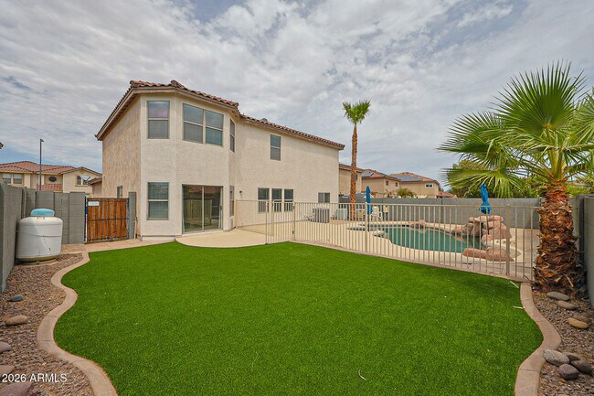 Building Photo - 15569 W Gelding Dr