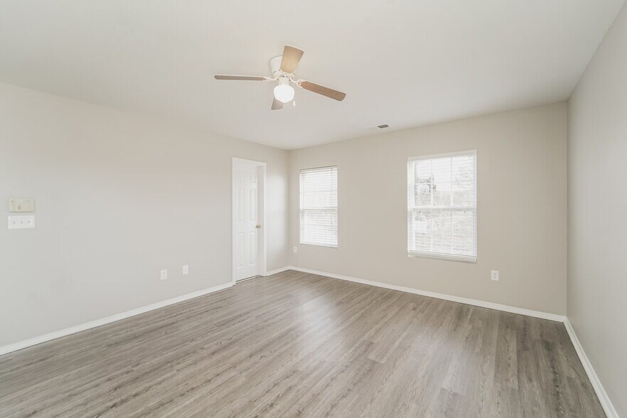 Building Photo - 12205 Hamilton Jones Dr