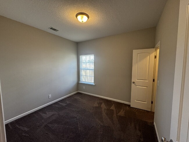 Building Photo - Home for Rent