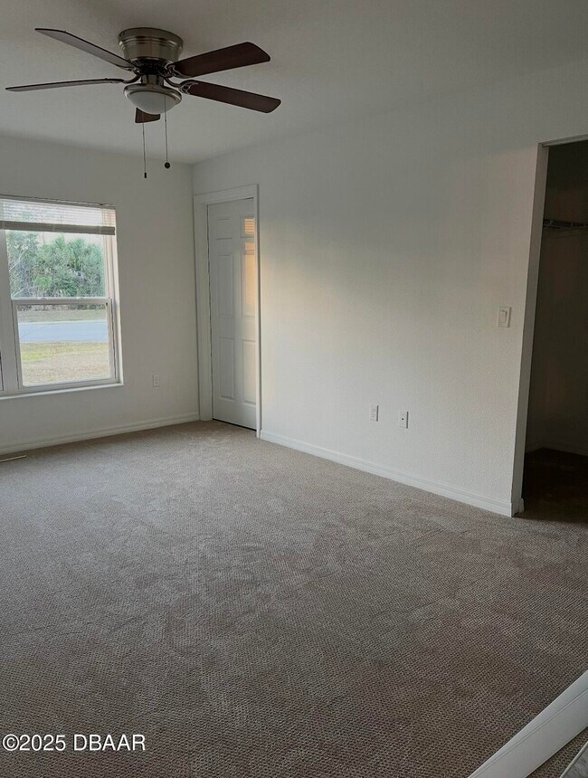 Building Photo - 2 Sebastian Ct