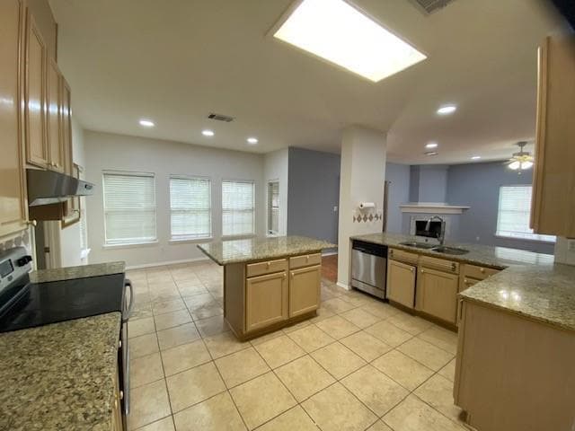 Building Photo - 2533 Lavendale Ct