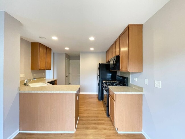 Building Photo - 116 Devoe Dr