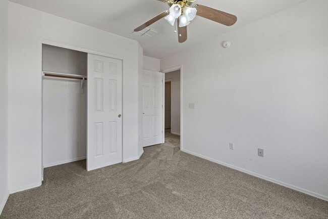 Building Photo - Nice Two-Story Family Home In Rita Ranch w...