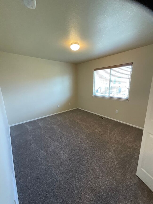 Building Photo - 4965 Spokane Way