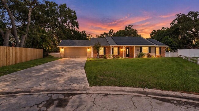 Building Photo - 5304 Rosecrest Cir