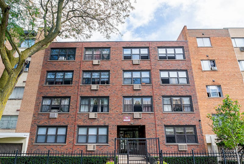 Building Photo - 5841 N Winthrop Ave