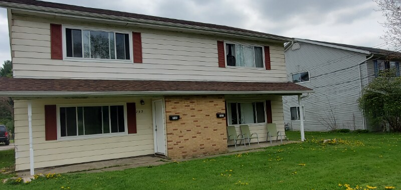 Primary Photo - 755 Akron Blvd