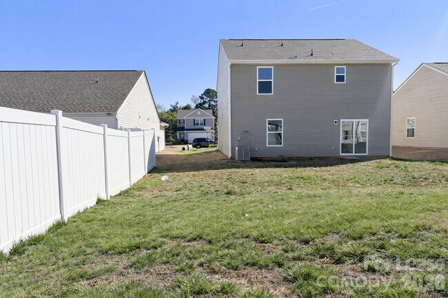 Building Photo - 1408 Nia Rd