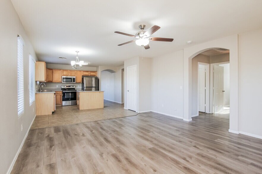 Building Photo - 3626 N 131st Dr