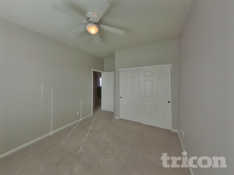 Building Photo - 6046 W Traviata Ave