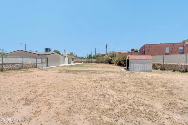 Building Photo - 10516 Cuesta Brava Ln