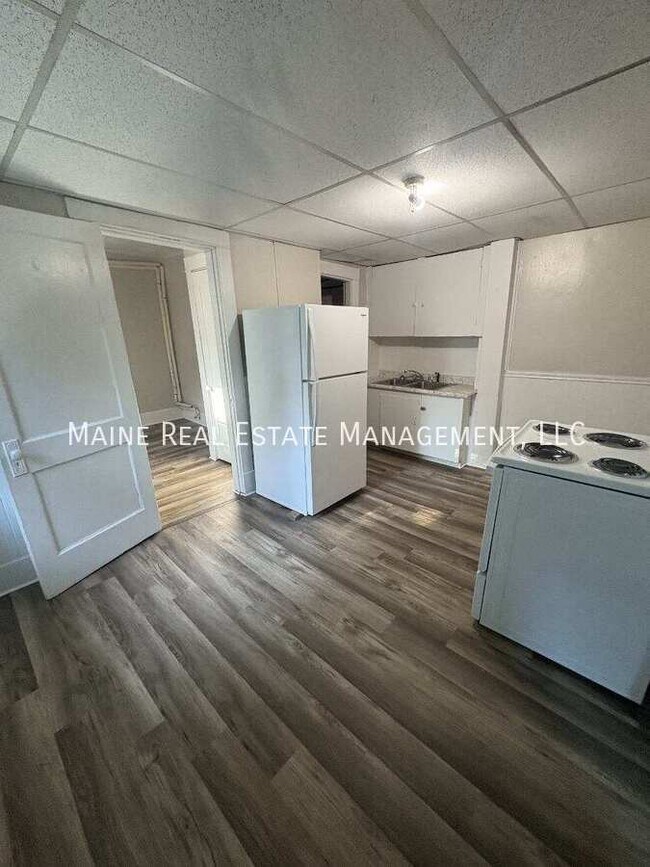 Primary Photo - 124 York St