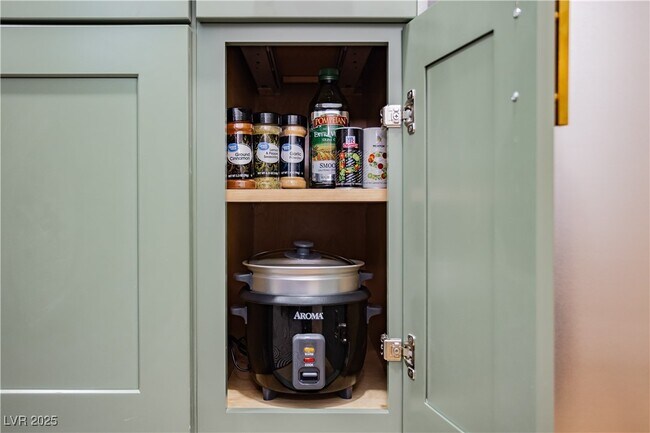 Building Photo - 1414 S 3rd St