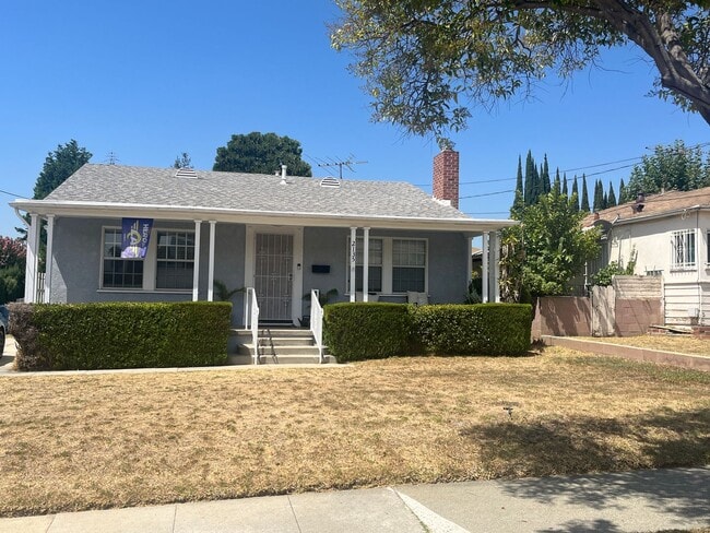 Primary Photo - 3 Bedrood/ 2 Bath Home in Alhambra