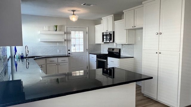 Building Photo - 2109 S 11th St