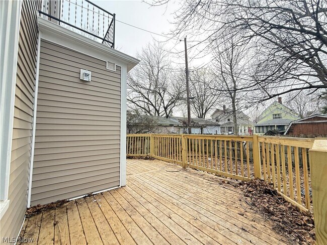 Building Photo - 3876 W 17th St